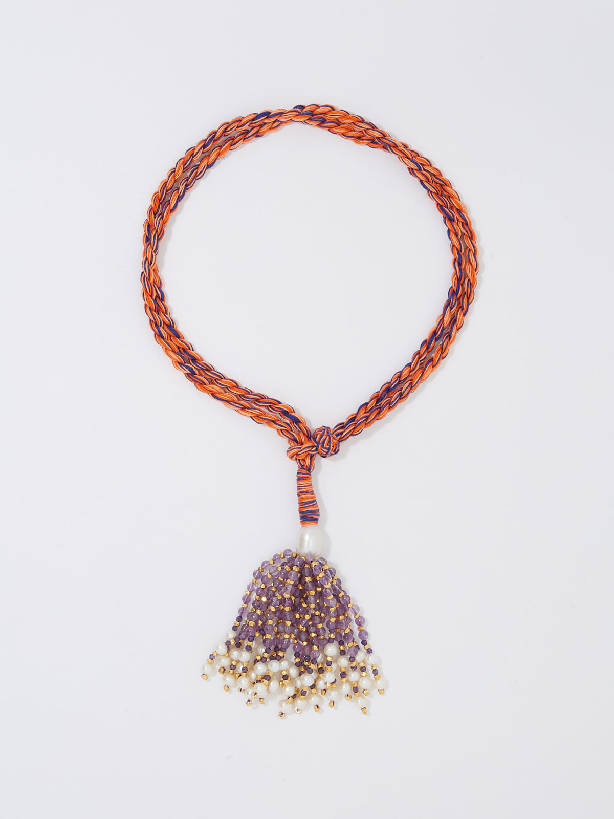 Collier sautoir Pompon en cordon coton perle fine améthyste, perle de vermeil, perle d'eau douce et pierre précieuse saphir - orange et violet - Tamara Taichman